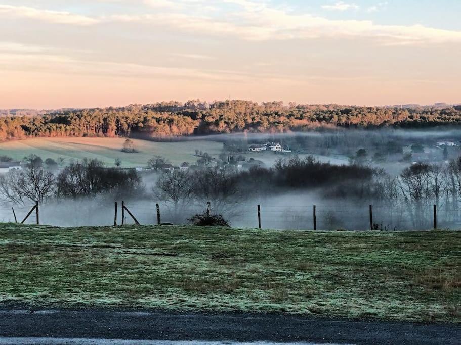 Gite Aux Bois D'En Temps Lunas  Kültér fotó